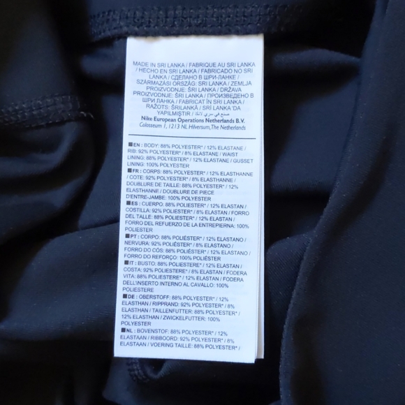 Nike women's legend tight NWT - Picture 7 of 8